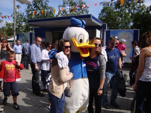 Donald Duck tall ships